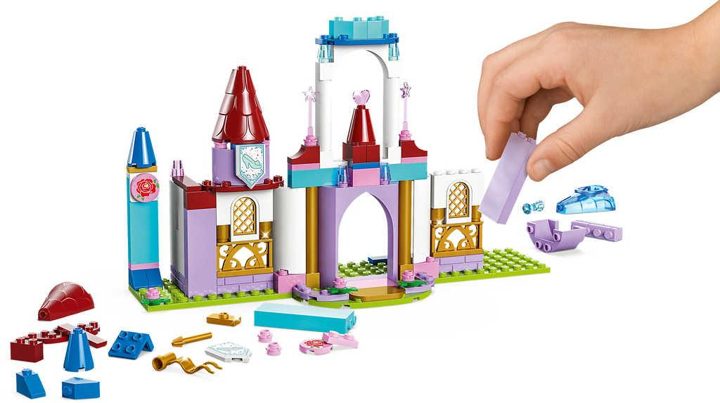 ds26255302_lego_disney_princess_kreativni_zamky_43219_stavebnice_2