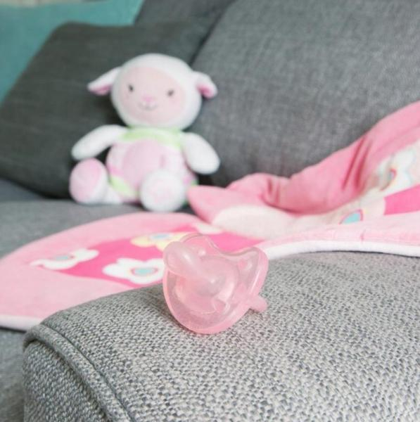 Silikonový ortodontický dudlík Physio Soft 0-6m Chicco, růžový