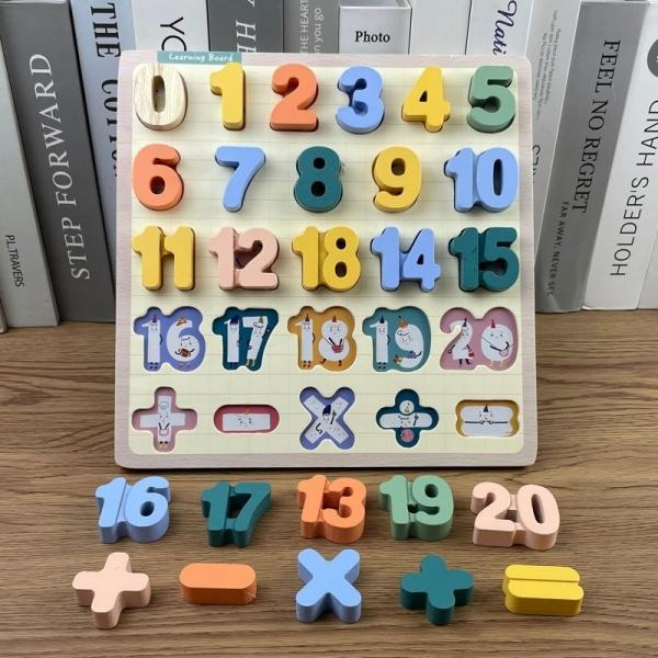 Dřevěné montessori puzzle matematika